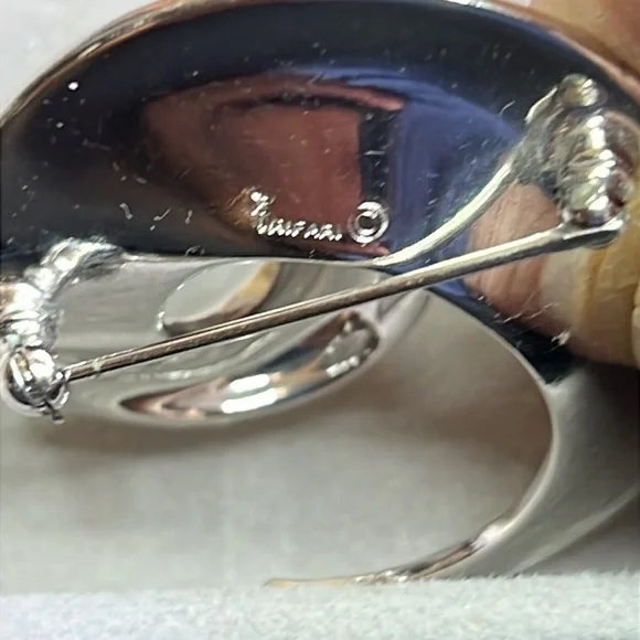 Vintage Crown Trifari 1950’s brooch. - Picture 3 of 3